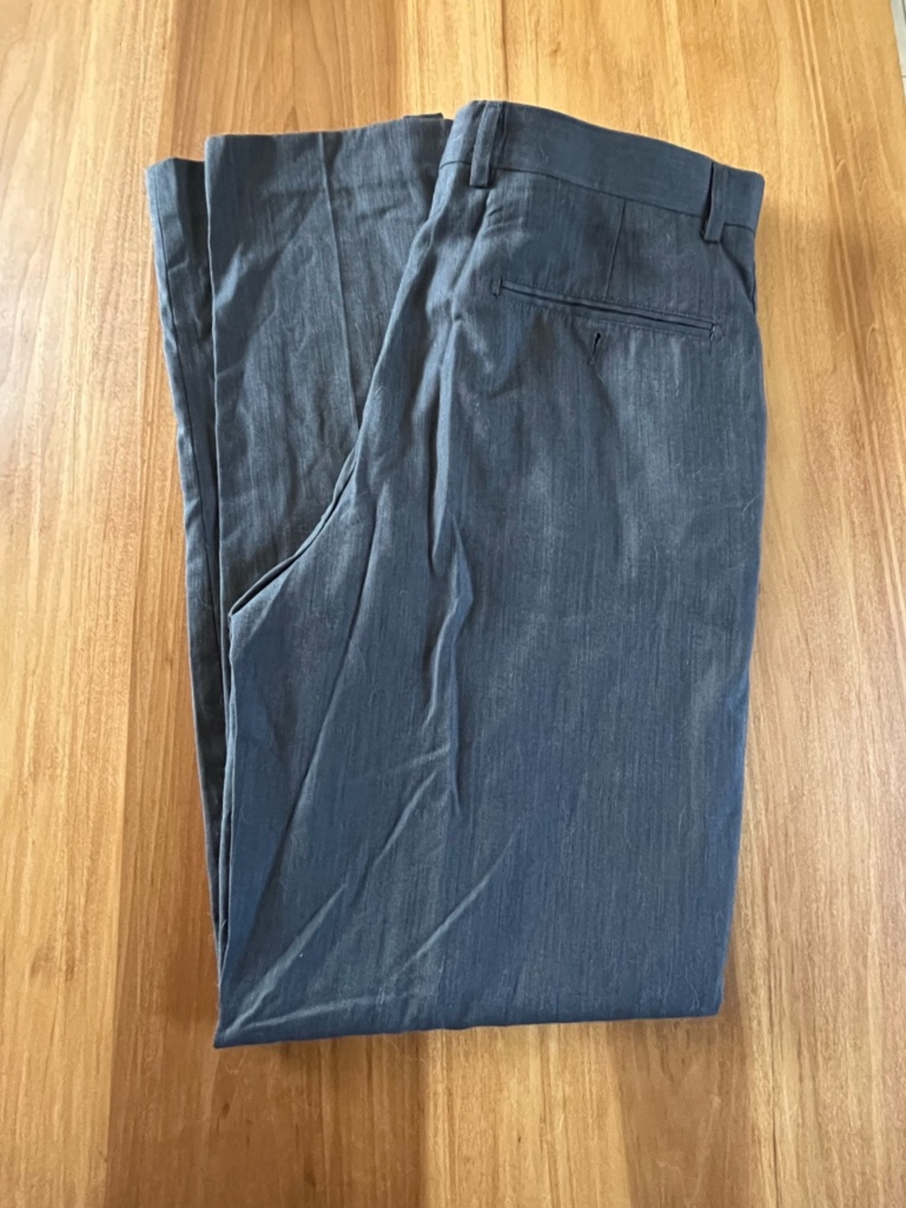 Eighlano Platinum Collection Men's grey Dress Pants - 32